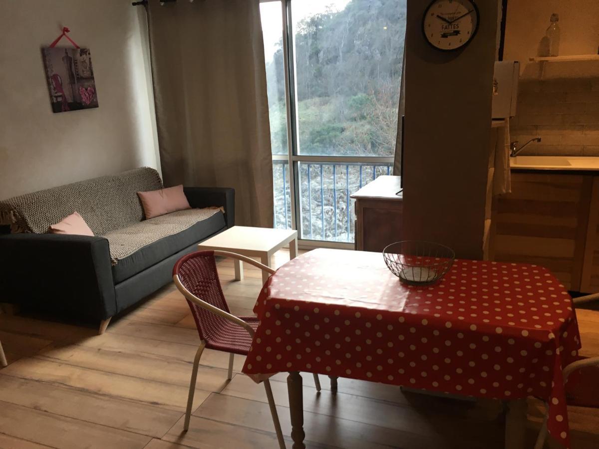 fleur de lune Vals-les-Bains Extérieur photo